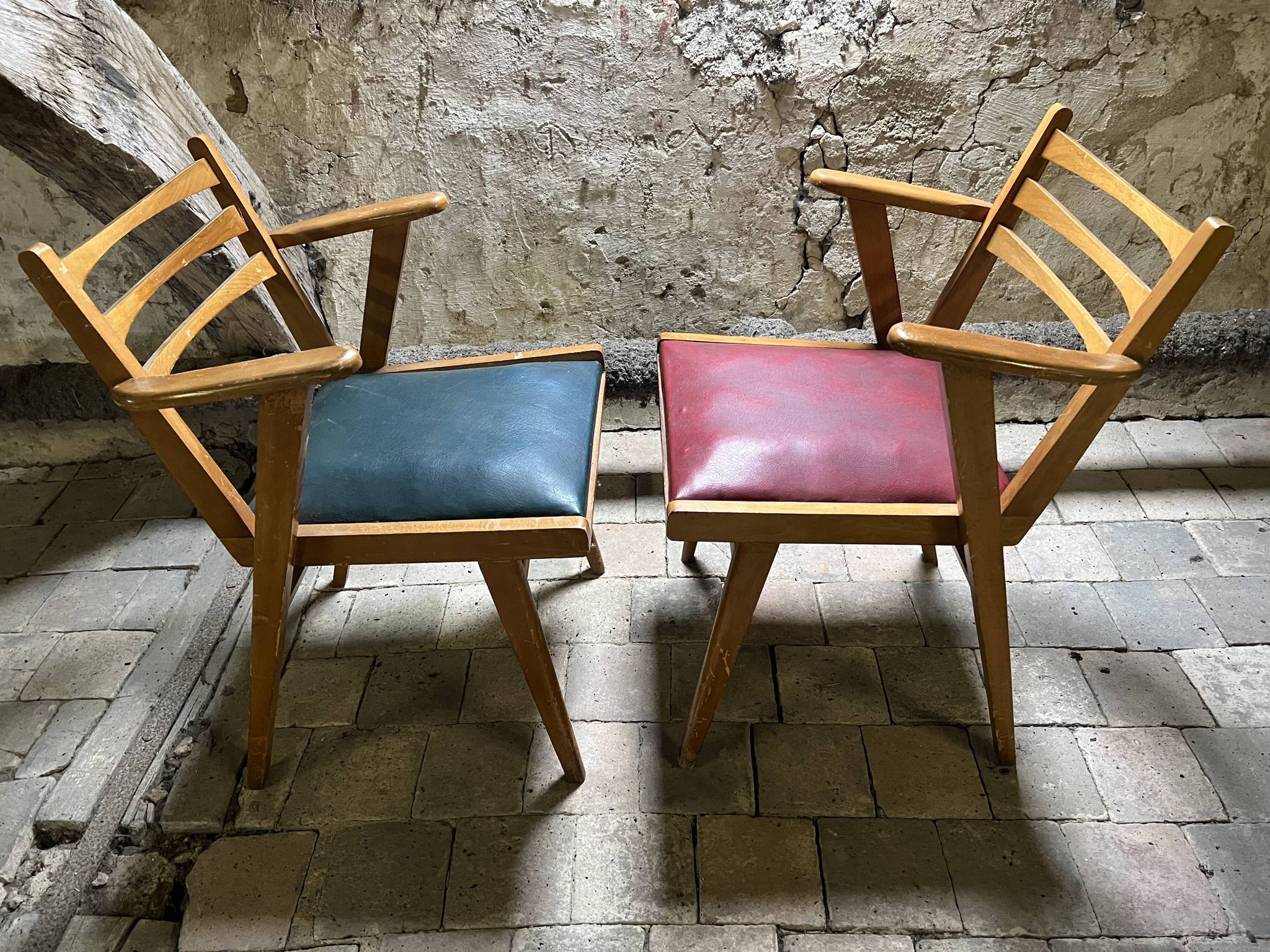 Pair of vintage modernist armchairs from the 50s