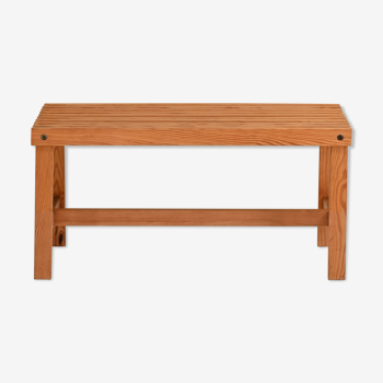 Scandinavian bench