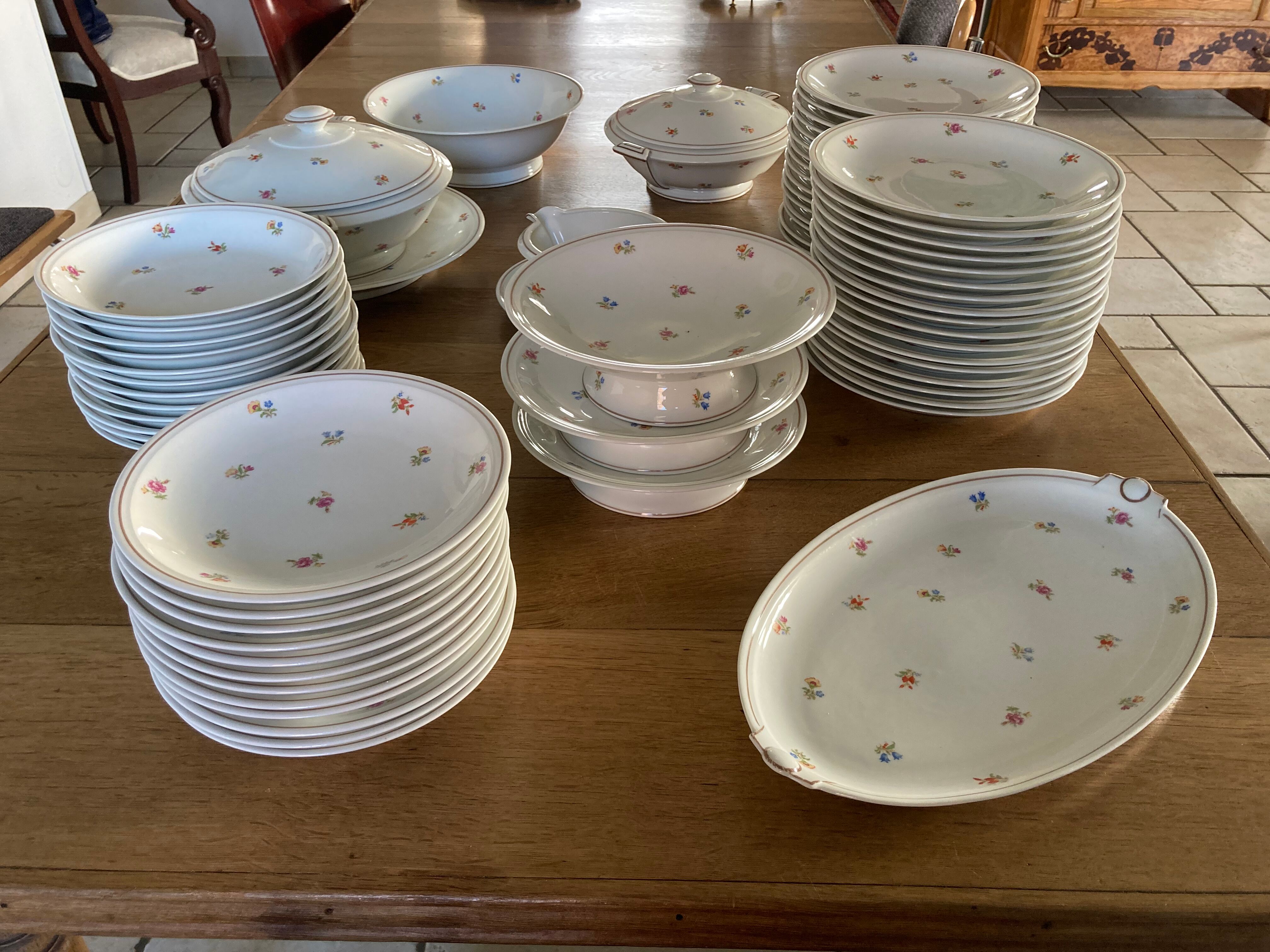 Limoges porcelain service with flowers