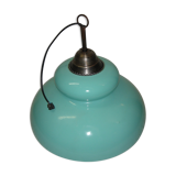 Turquoise/blue opaline suspension
