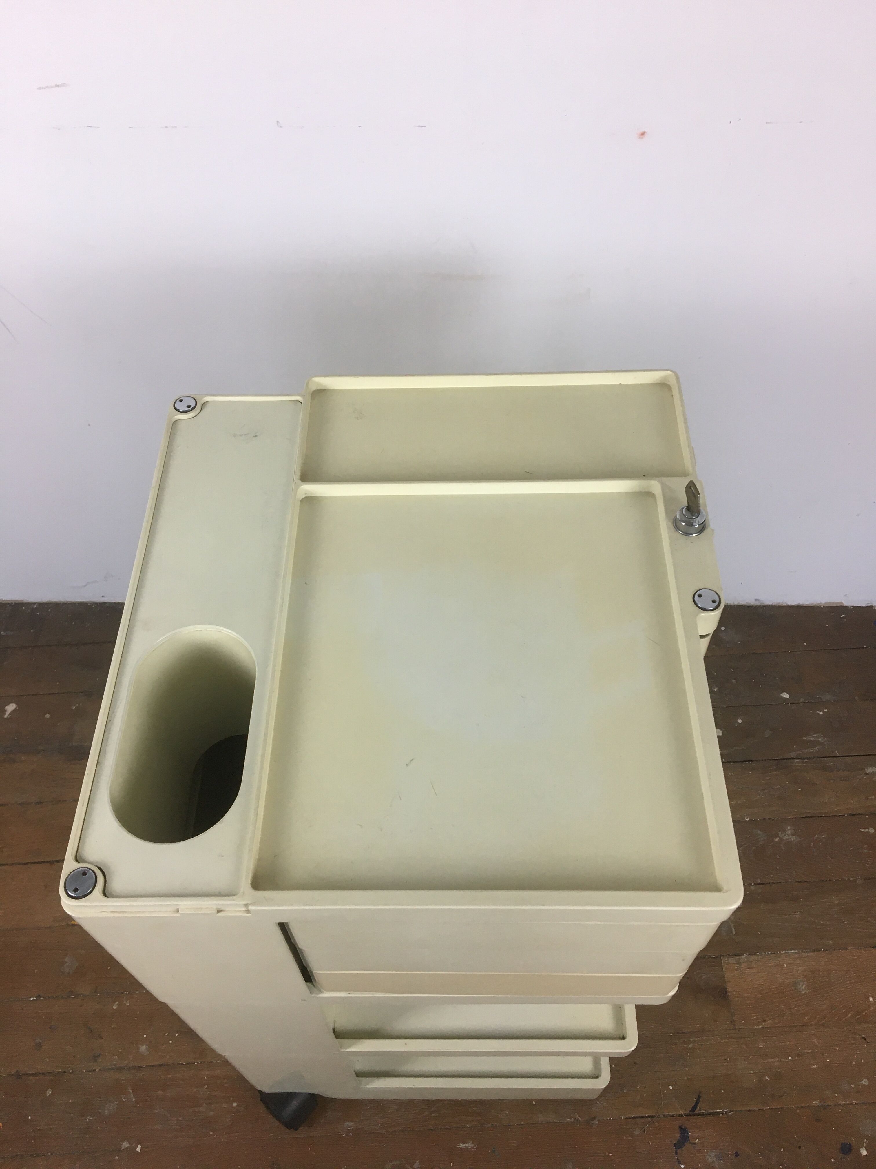 Boby service by Joe Colombo in white/cream ABS