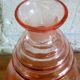 Carafe en verre gravé rose