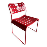Red powder-coated steel Omstak chair by Rodney Kinsman for Bieffeplast — 1980 industrial design