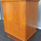 1950's store checkout counter with Bakelite mint