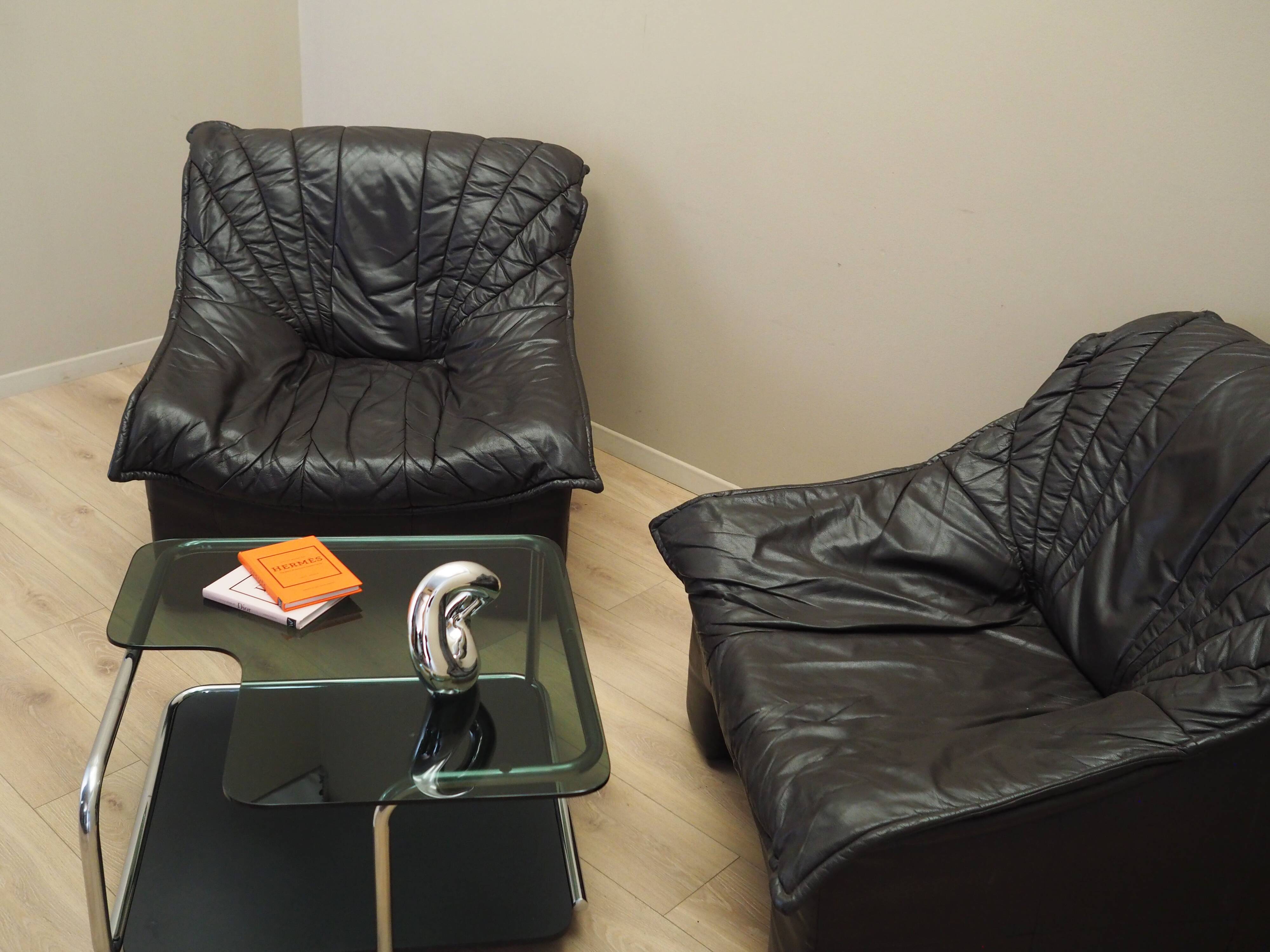Fauteuil en cuir, design italien, années 1960, production : Italie