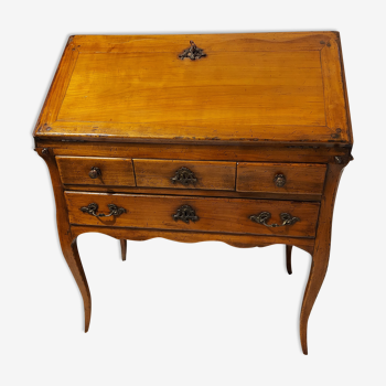 Bureau dos d'ane époque Louis XV noyer XVIIIeme