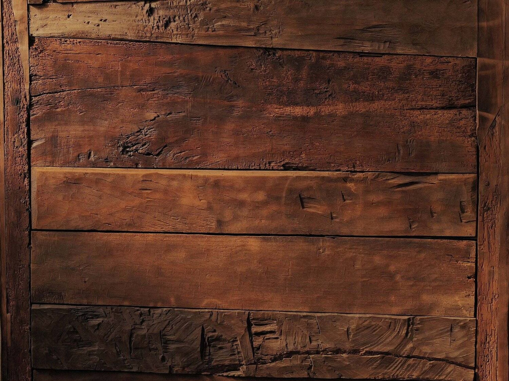 Meuble quatre portes en bois massif, XVIIIᵉ siècle