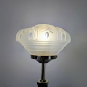 Lampe de table Art Déco pied Monteuse N°25 et verre opalin