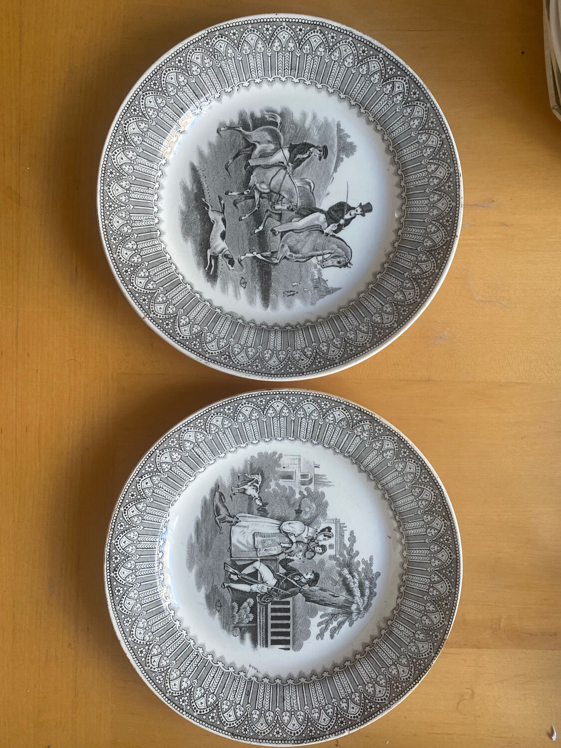 Creil Montereau - duo of plates