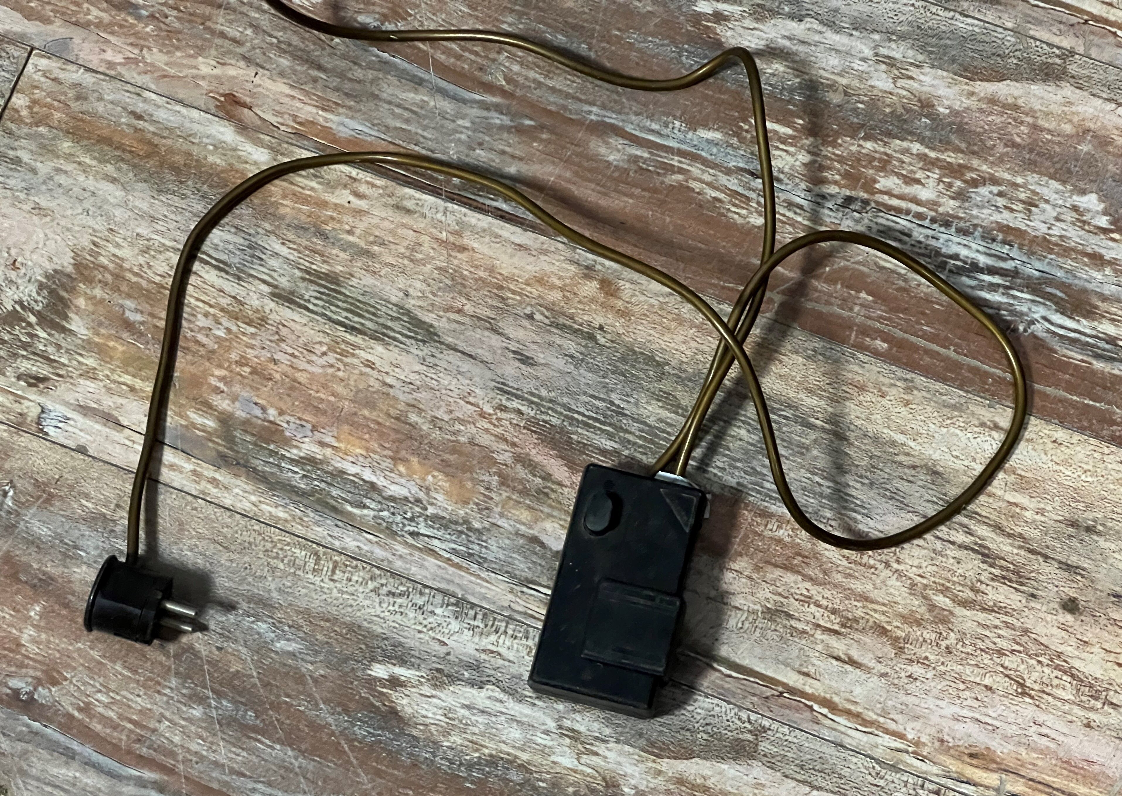 Vintage 60's floor lamp in gilded brass with swivel head