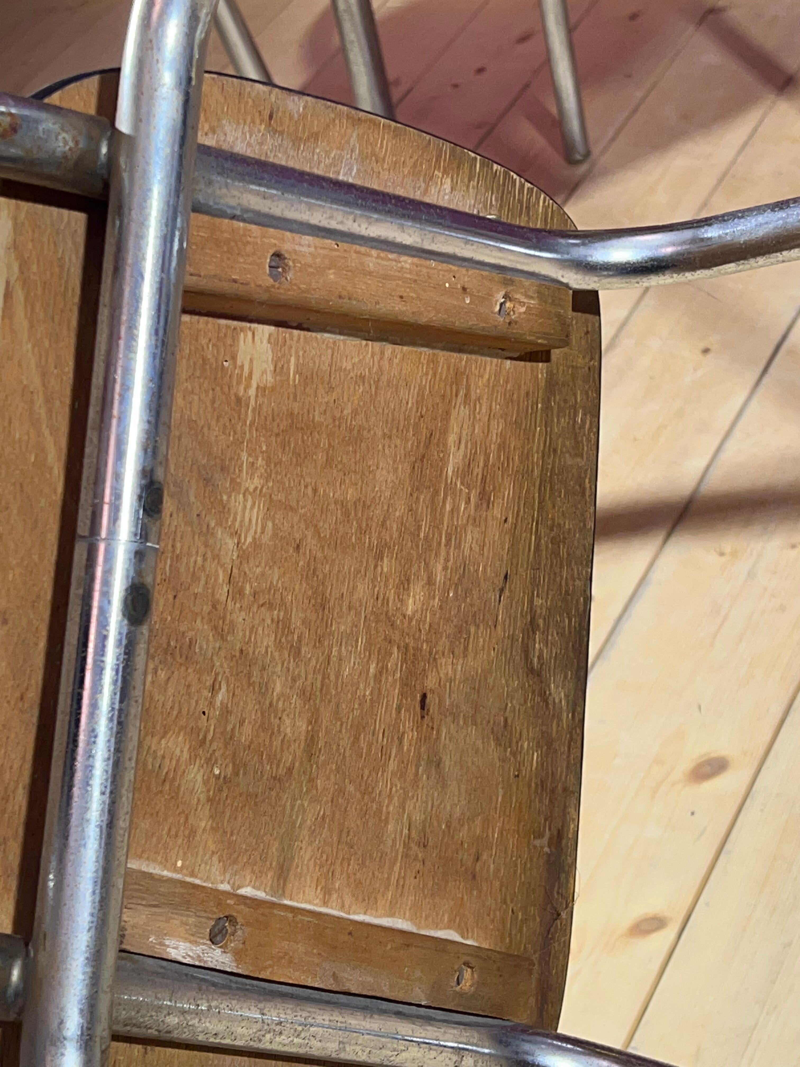 Formica table with extensions and 4 chairs 1950