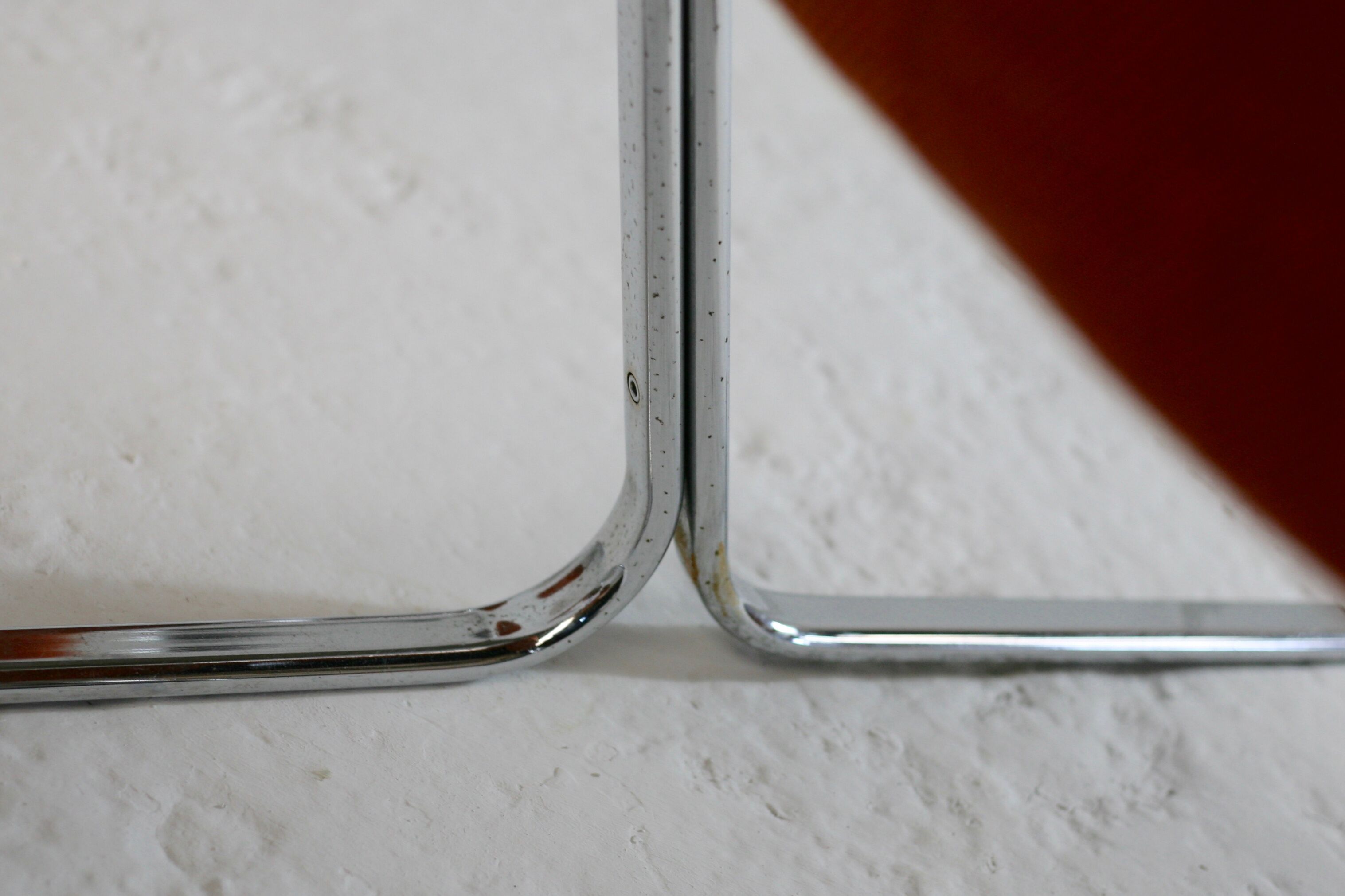 4 "space age" armchairs, chrome steel base
