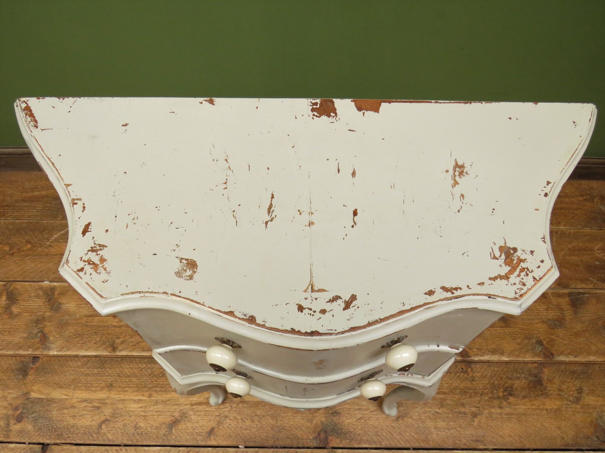French serpentine chest of drawers