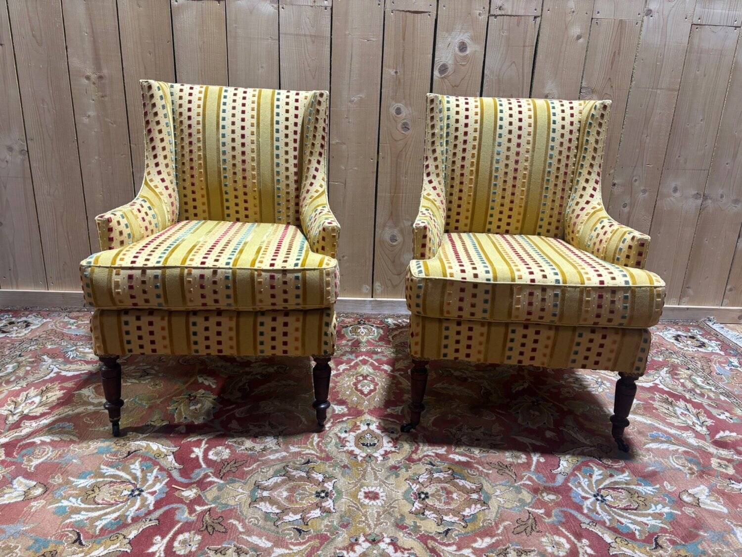 Paire de Bergères à Oreilles Napoléon III, Velours Rayé Multicolore