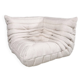 Cream fabric Togo chaise longue by Michel Ducaroy for Ligne Roset, circa 1970.