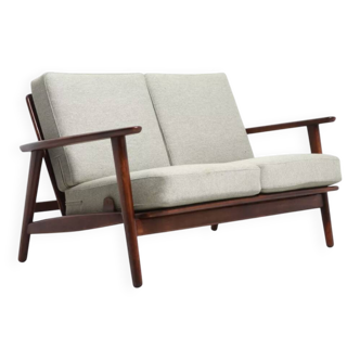 Hans Wegner sofa