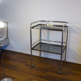 Serving in chromed metal and tinted 60s