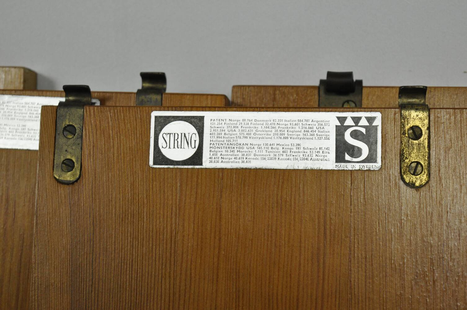 Vintage wall-unit – String shelf by Nisse Strinning and Kajsa Strinning, 1950s Sweden