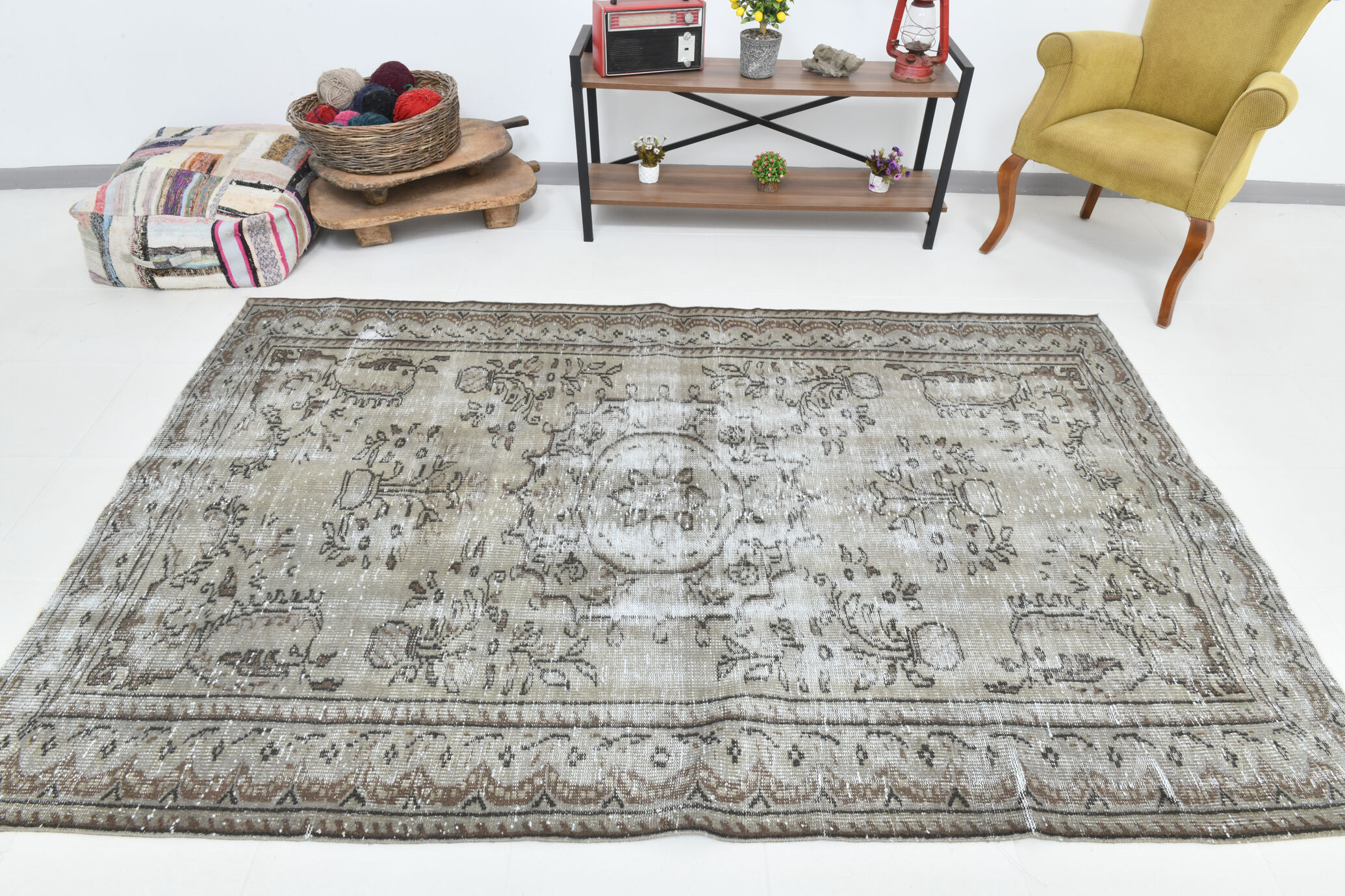 5x8 Handmade Oriental Vintage Rug,168x257Cm