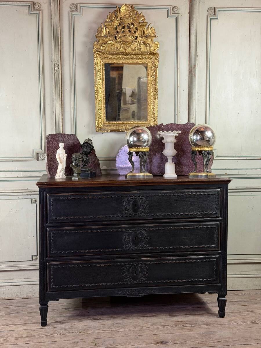 Louis XVI chest of drawers in black patinated oak, 18th century