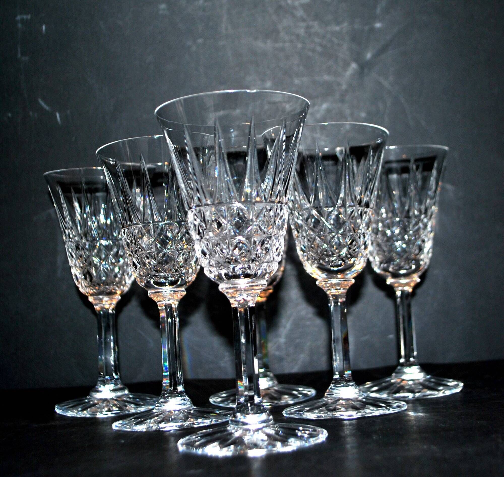 Set of 6 tarn white wine glasses 13.8 cm in diamond cut crystal from saint-louis