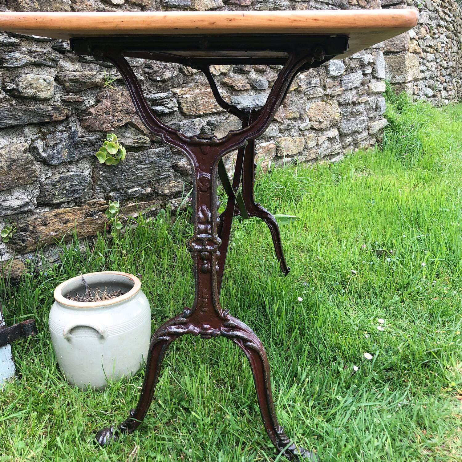 Table bistro merisier