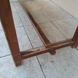 Farm table