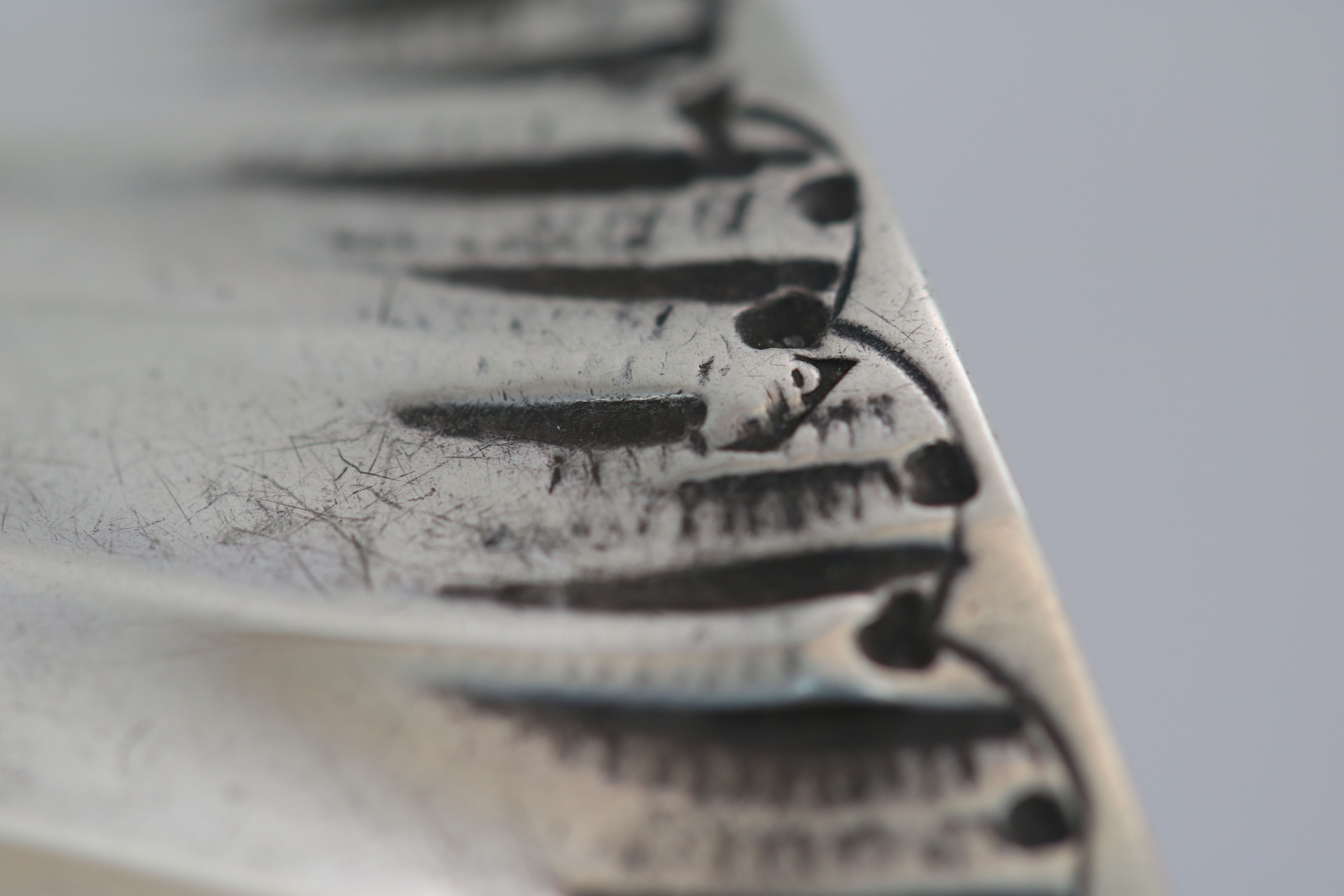 Solid silver rock style towel round