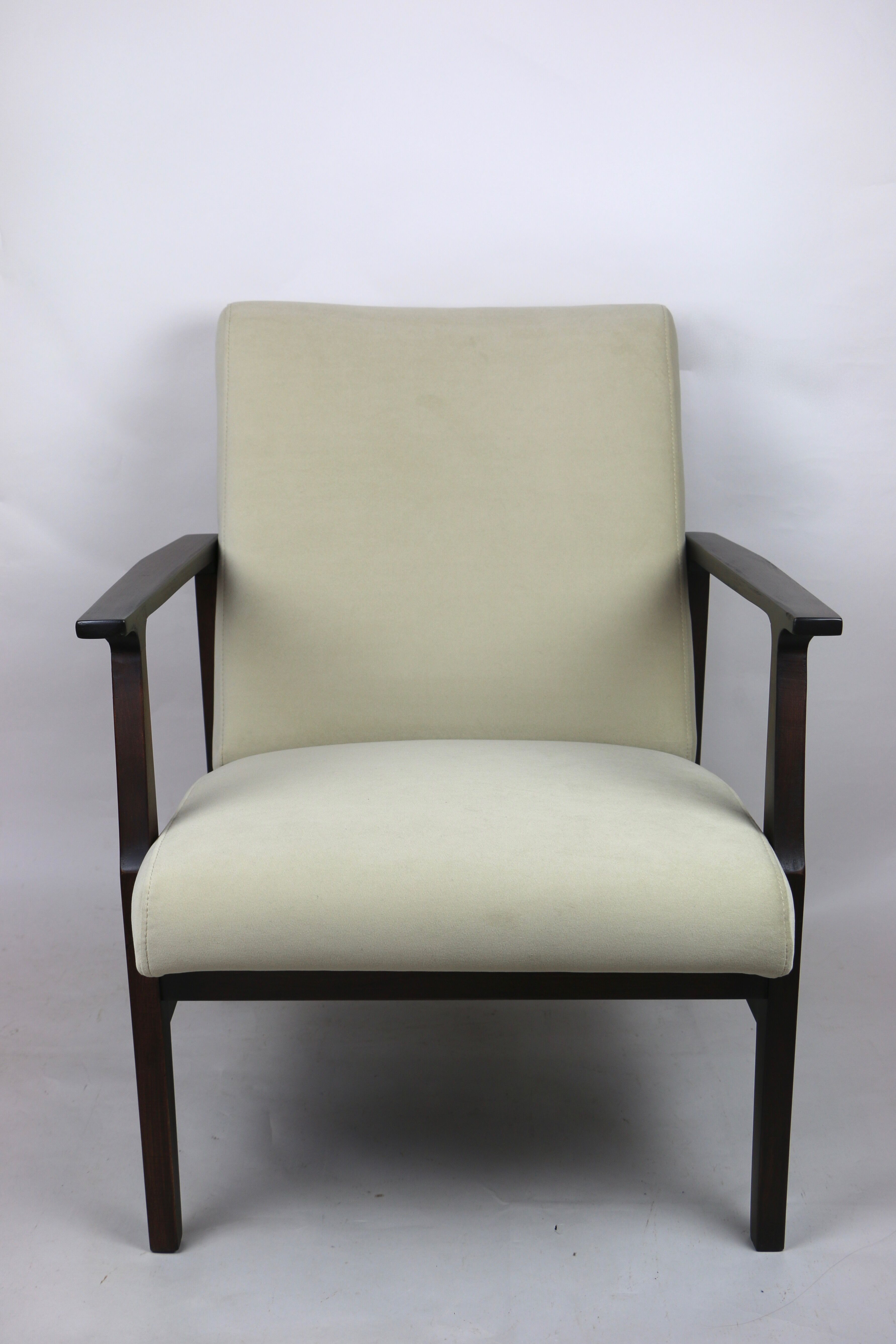Fauteuil beige velvet années 1970