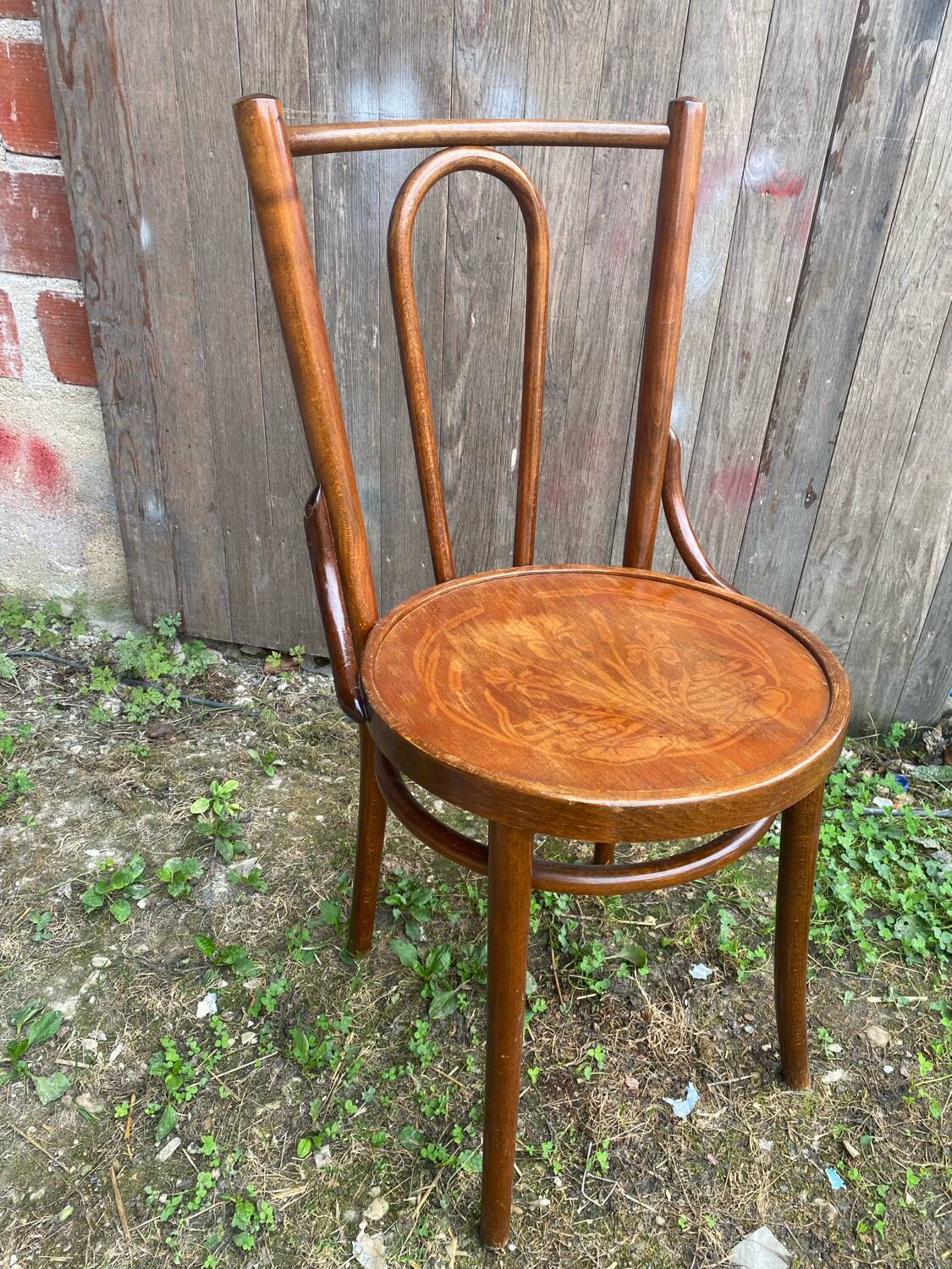 Chaise ancienne bistrot Khon n°18 bois + assise thermoformée vintage