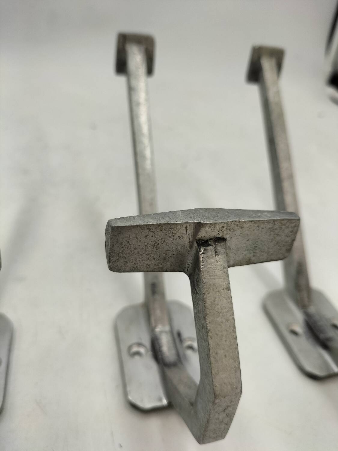 Set of 4 hooks