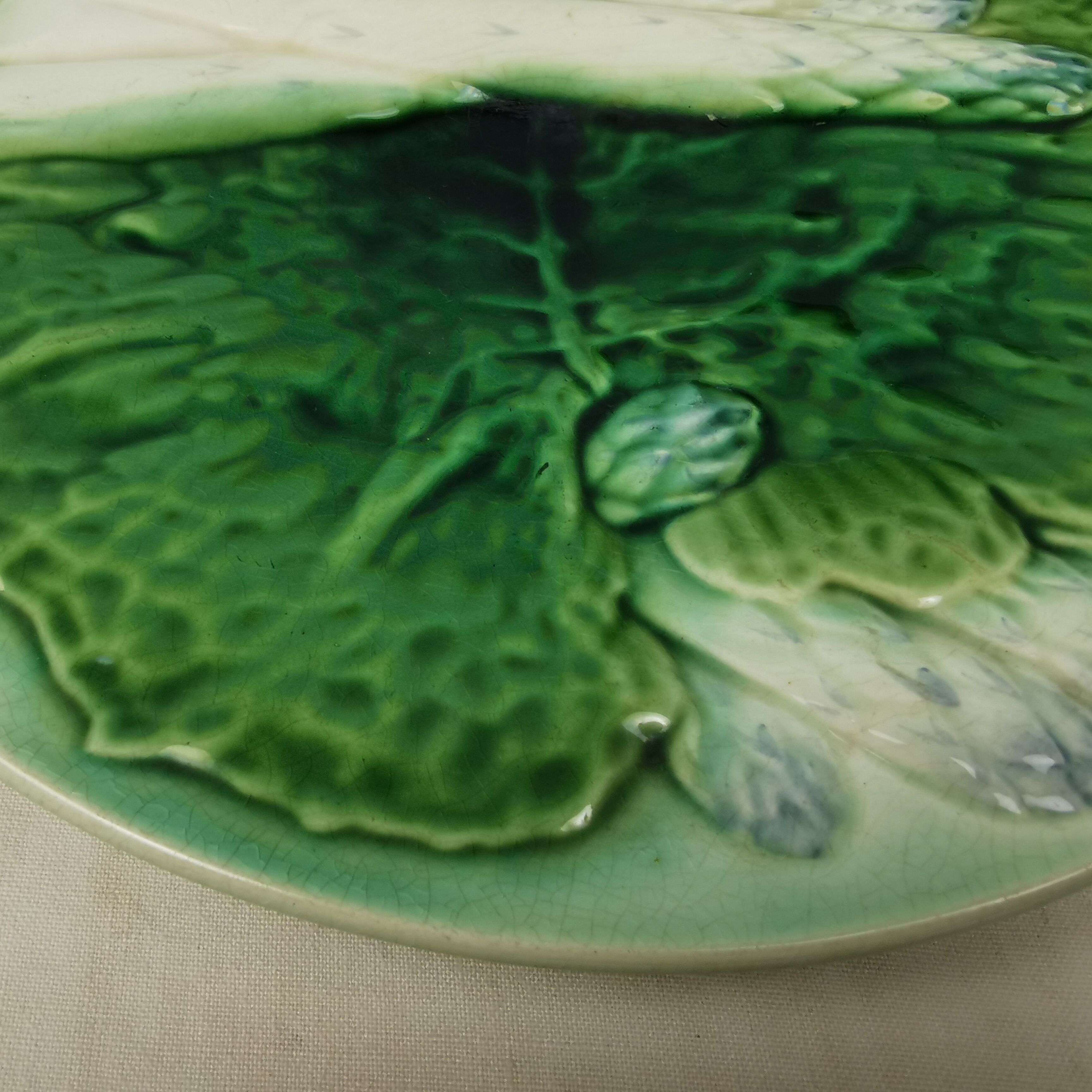 Creil and Montereau asparagus plates