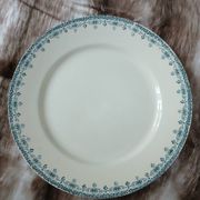 6 assiettes plates anciennes en Terre de fer Hb& Cie