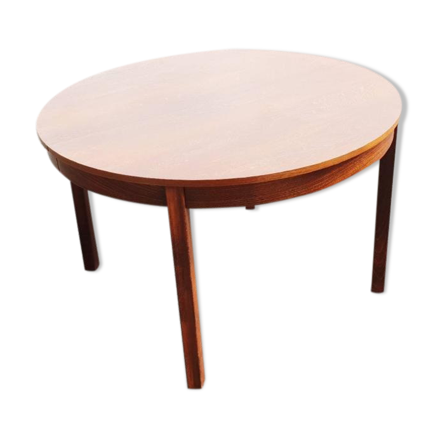 Scandinavian roundtable