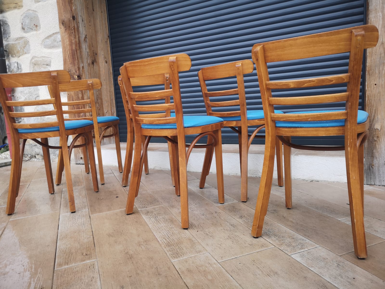 6 vintage bistro chairs