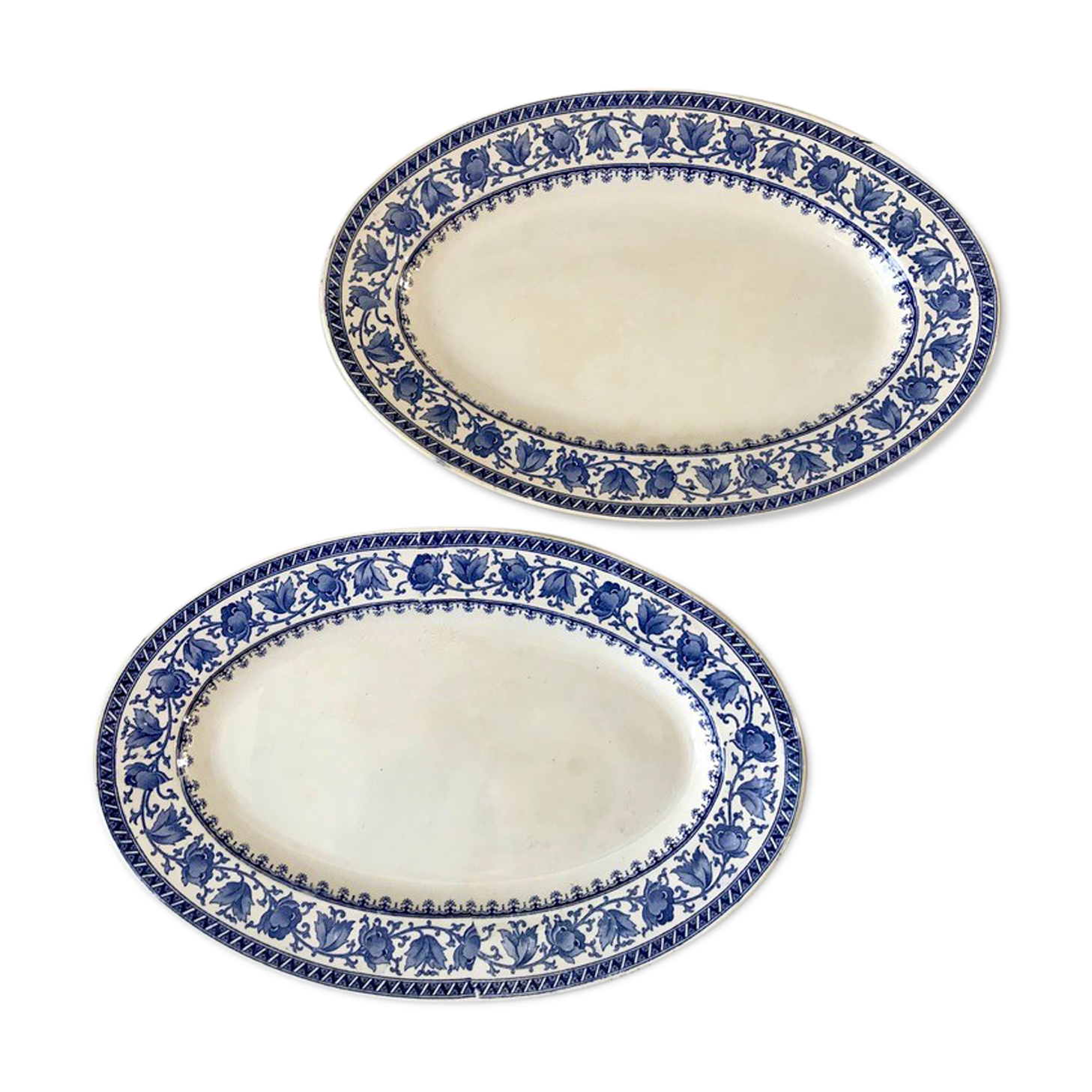 Duo of oval flat terre de fer u&c sarreguemines model "syrah" late nineteenth