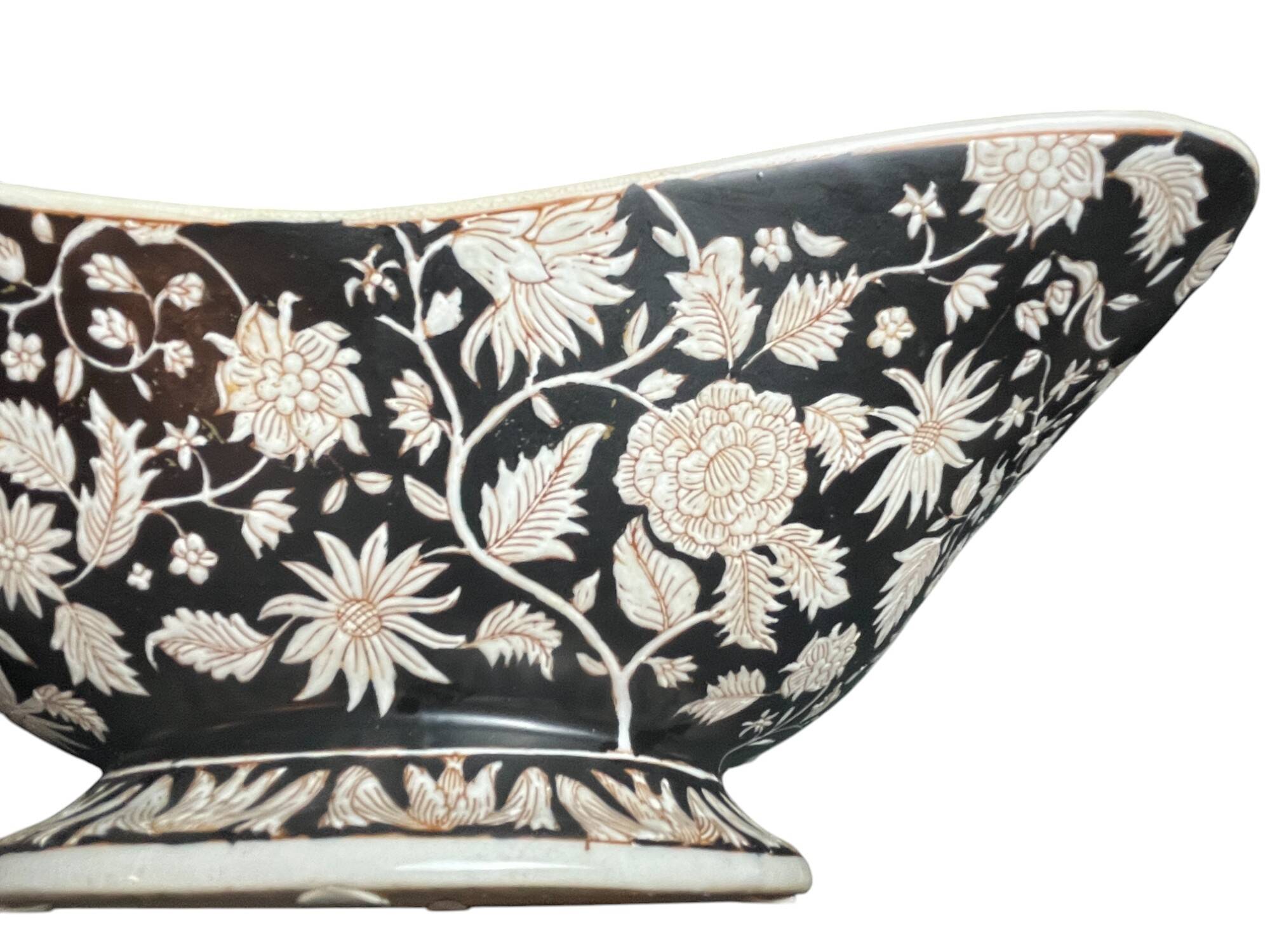 Set of three ceramic bowls with floral decoration G&C Denmark 20th century