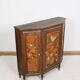 Buffet ou armoire d'angle, à 3 faces, en bois massif, sculpté et peint.