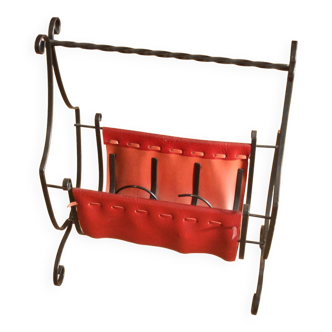 Magazine rack made of wrought iron and leather, vintage from the 1970s