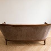 Canapé corbeille style Louis XV en tissu marron