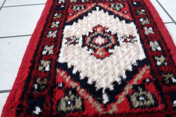 Vintage Persian carpet Hamadan handmade 40cm x 59cm 1970s