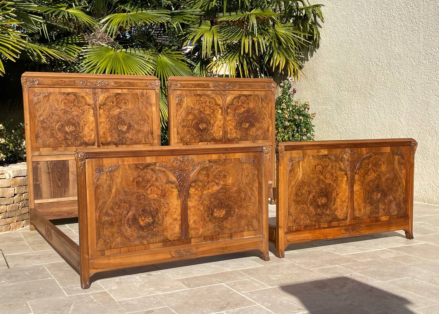 Paire de Lits Style Art Nouveau