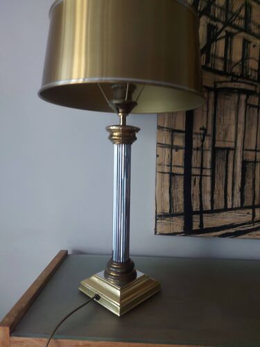 Lampe colonne style empire maison le Dauphin abat jour en métal