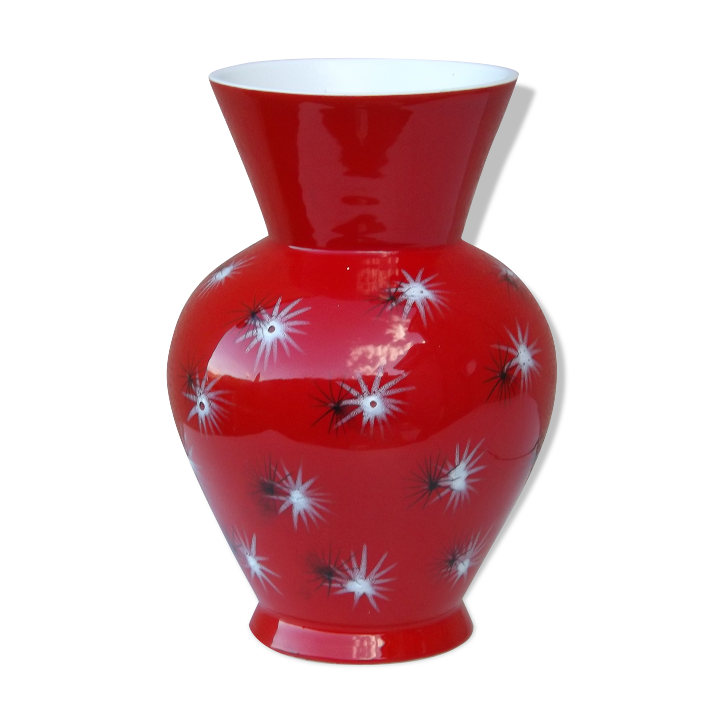 Vintage red baud ceramic vase in Vallauris 50