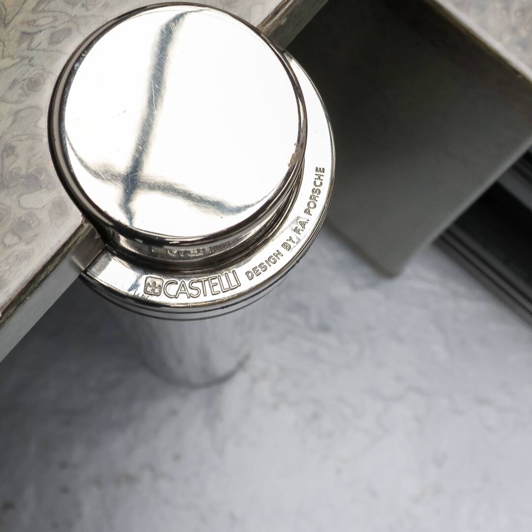 Bureau exécutif par FA Porsche pour Castelli années 1980