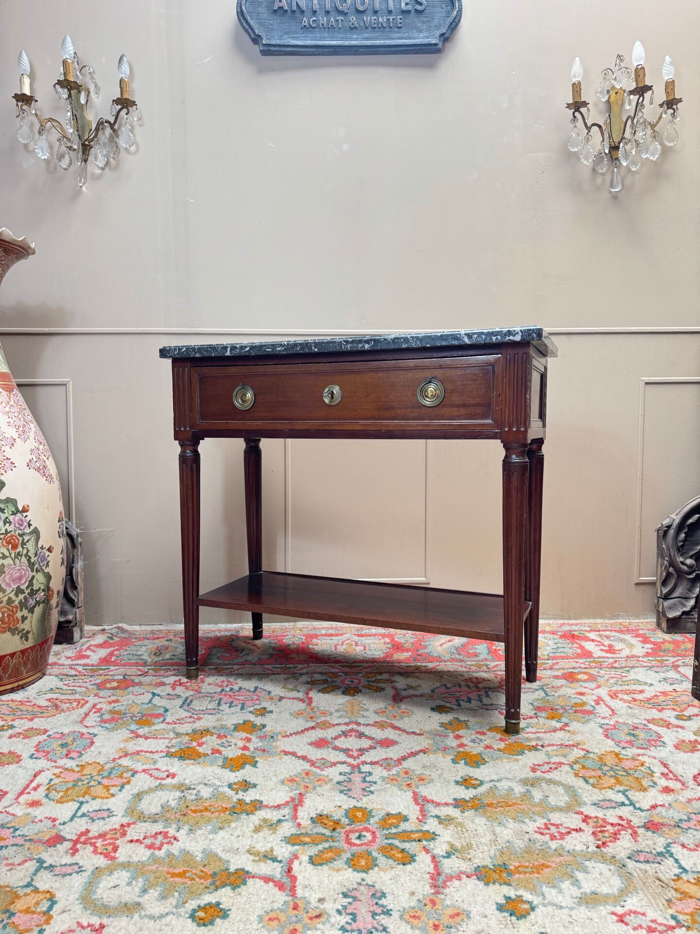 Console en acajou de style louis xvi xix eme siècle