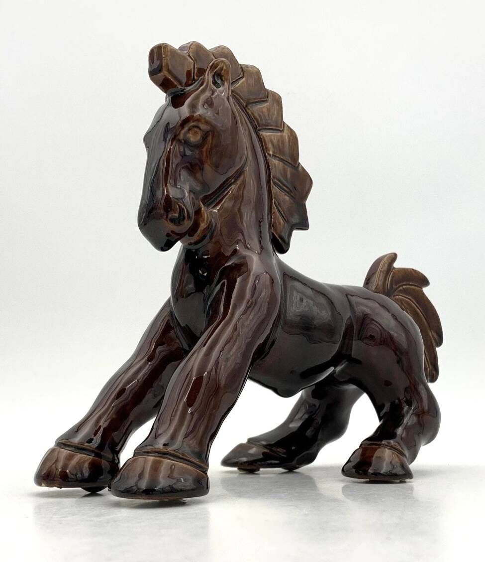 Vintage ceramic horse statuette, 1950s-1960s.
