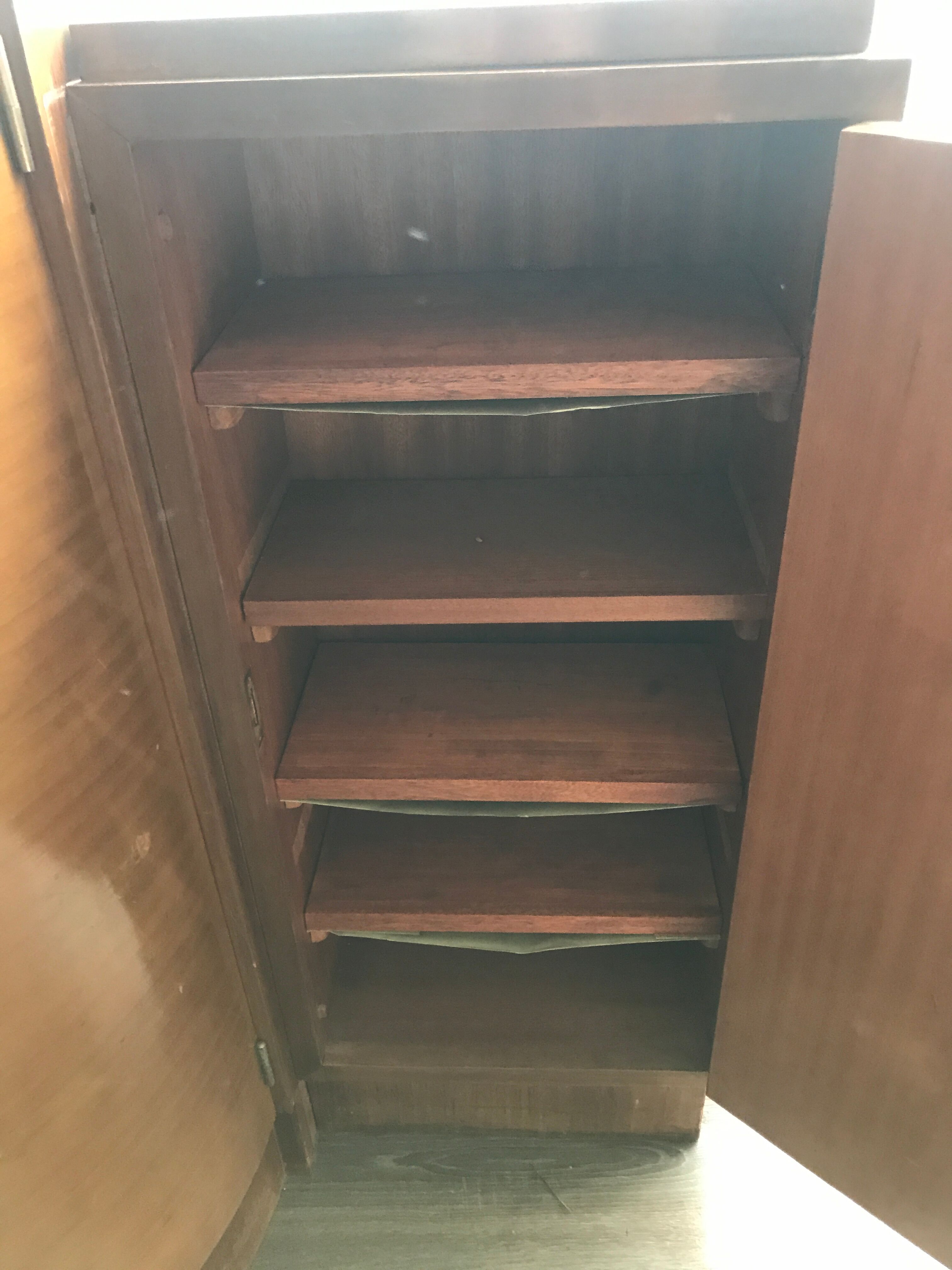 Art Deco 30s corner buffet bar