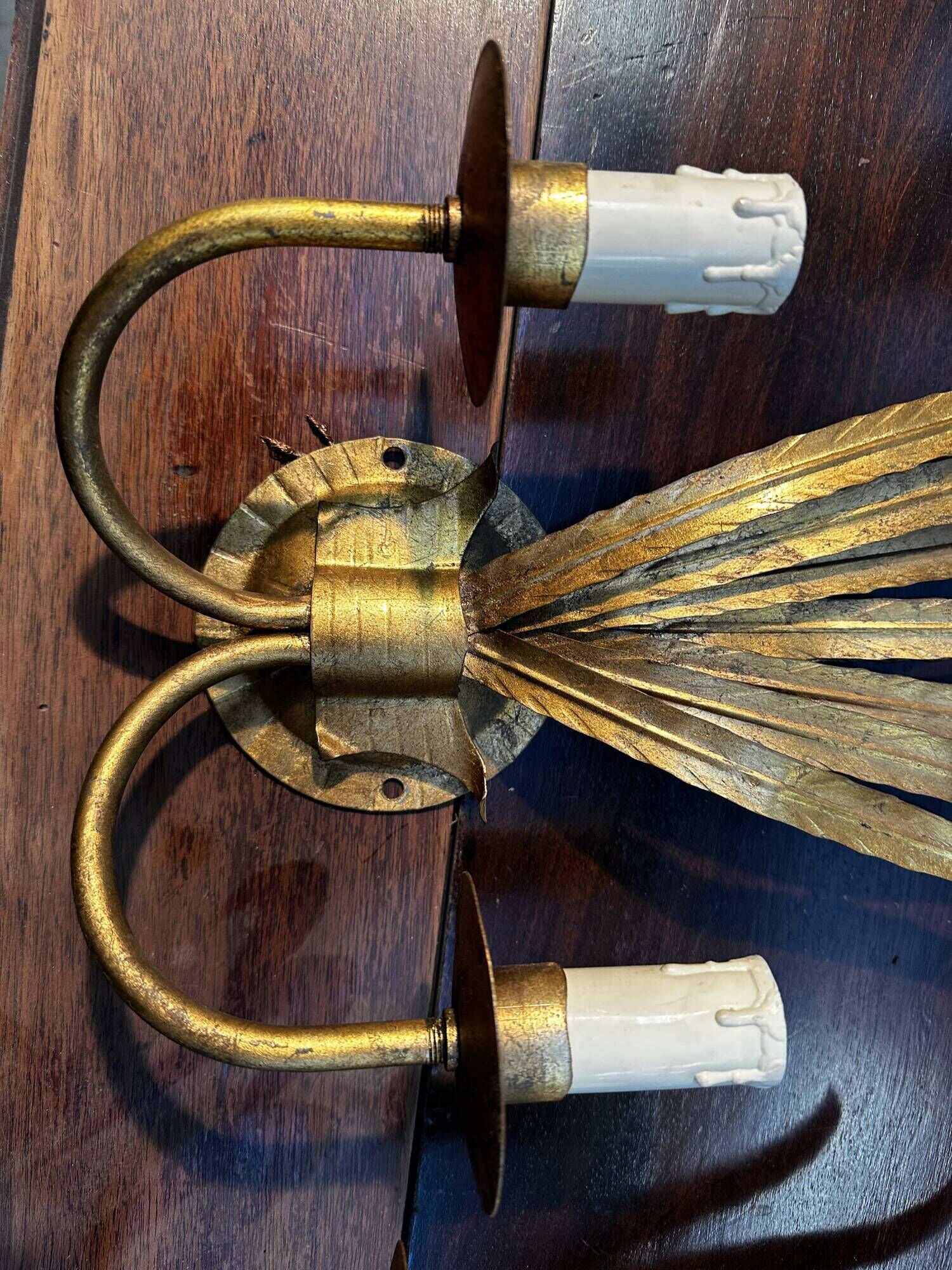 Pair of gold metal foliage spray sconces in the Bagues style - Vintage 70's