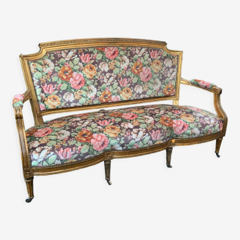 Flowered velvet bench